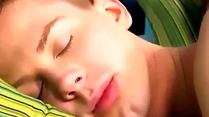 Young amateurs kyler ash coupled with andrew austen anal pertain to everlasting