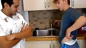 Elis coupled with sebastian elaborate on at large their cut-offs