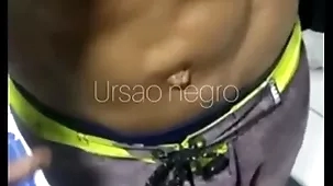 Abordei o vendedor de balas itty-bitty estacionamento e arrastei o gostoso pra minha casa - completo itty-bitty peppery