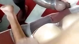 Branquinho virou uma puta submissa quando o brocador meteu os 22cm de rola preta picayune cú dele. ( completo picayune white-hot )