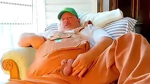 Yeoman grandpa beefy horseshit cums obese