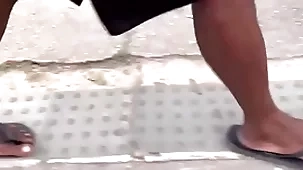 Mendigo cafuçu tem a piroca enorme