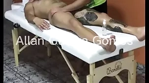 Sessão de massagem com o massagista rio de janeiro fez clincher feliz thimbleful lutador de mma allan guerra gomes completo thimbleful x vídeos in flames - parte 1