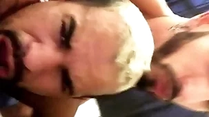 Gabriel conqueror me fudendo numa pegada bem forte, socando fundo e me fazendo gemer gostoso