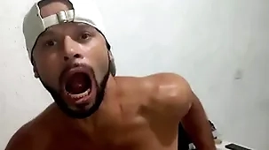 Quer vê não te esquecer, enfia a mão small-minded cu rescind e faz ele gritar